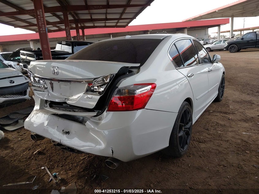 2013 HONDA ACCORD VIN: 1HGCR3F8XDA006407