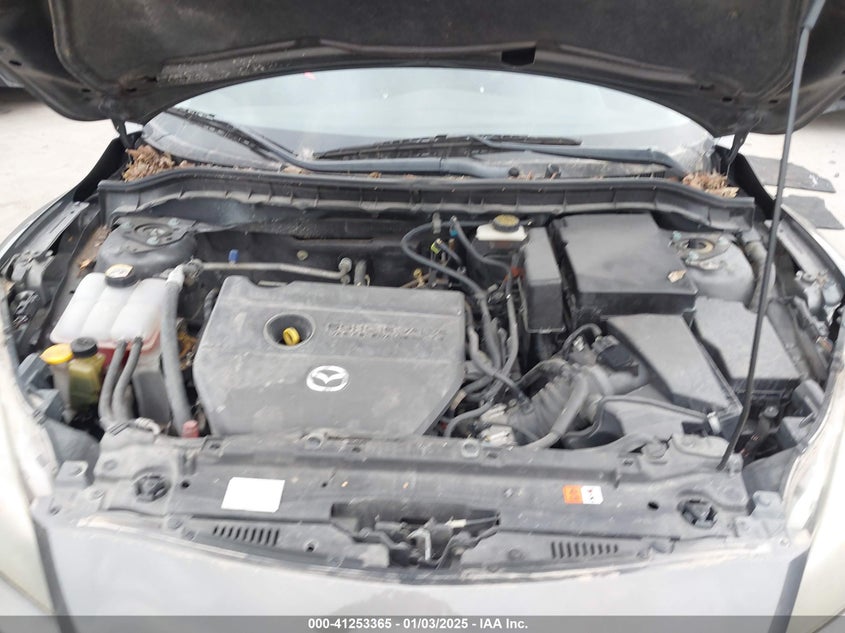 2011 MAZDA MAZDA3 VIN: JM1BL1K52B1420483