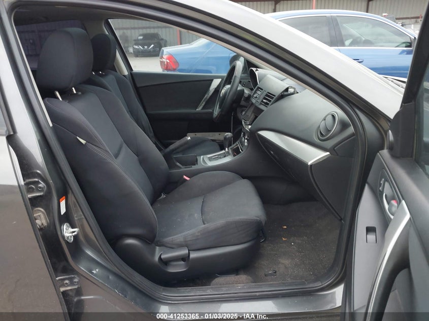 2011 MAZDA MAZDA3 VIN: JM1BL1K52B1420483