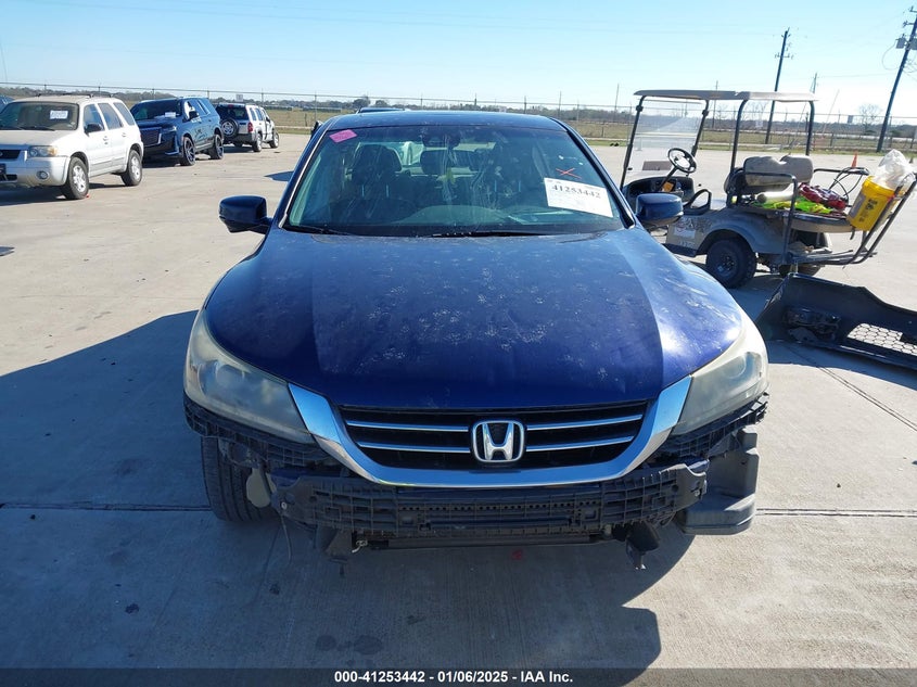 2013 HONDA ACCORD VIN: 1HGCR3F88DA038093