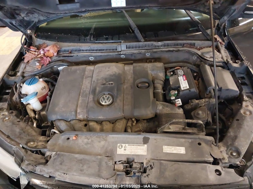 2012 VOLKSWAGEN JETTA VIN: 3VWDX7AJ0CM368786