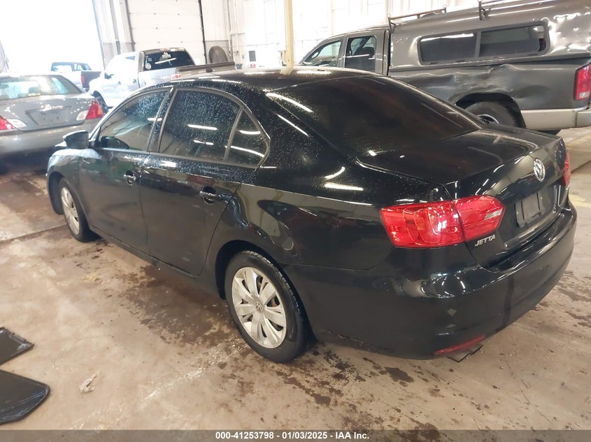 2012 VOLKSWAGEN JETTA VIN: 3VWDX7AJ0CM368786