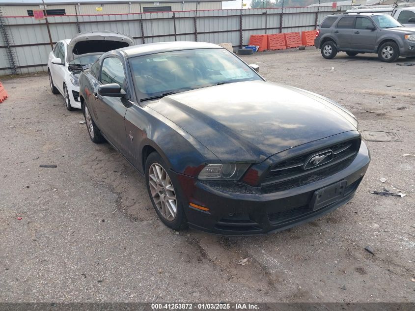 VIN 1ZVBP8AM7D5205860 2013 FORD MUSTANG no.1