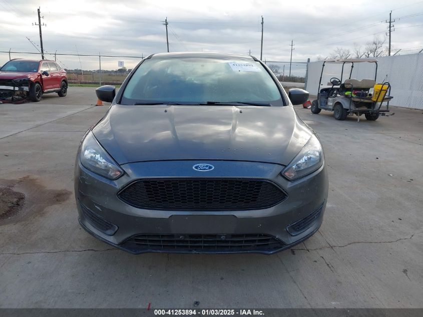 VIN 1FADP3F24JL259152 2018 Ford Focus, SE no.12