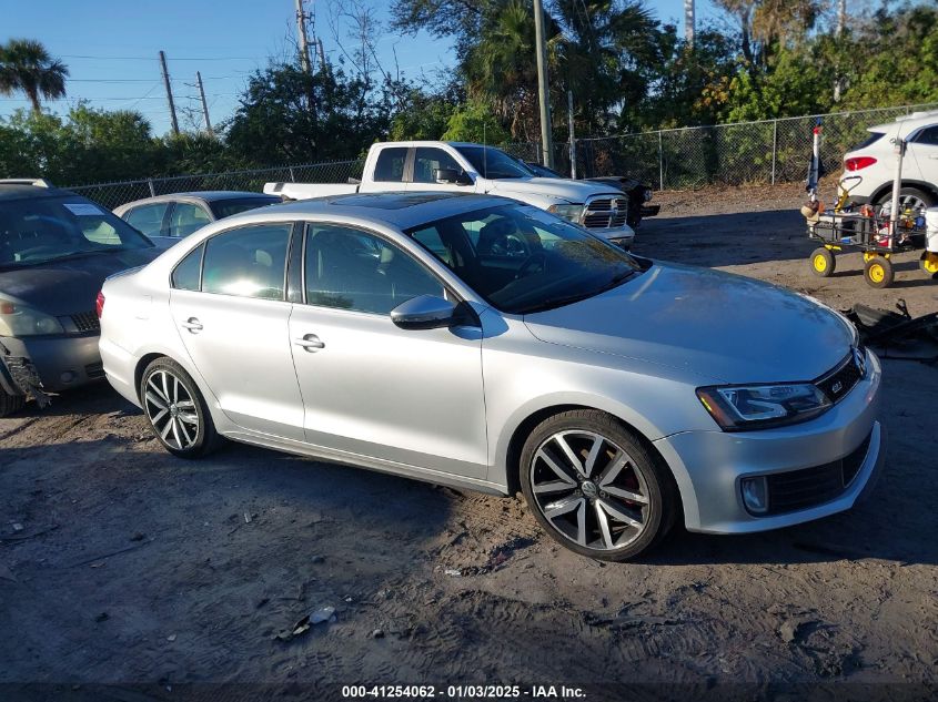 2014 VOLKSWAGEN JETTA GLI AUTOBAHN W/NAV - 3VW5T7AJ4EM397419