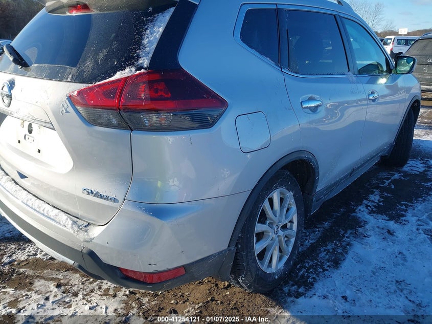 2018 NISSAN ROGUE SV - 5N1AT2MV0JC771941