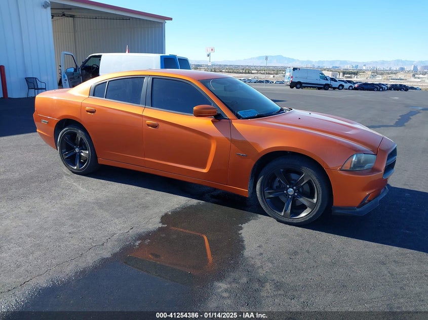 Vin: 2b3cl5ctxbh555321, lot: 41744732, dodge charger r/t 2011 img_1