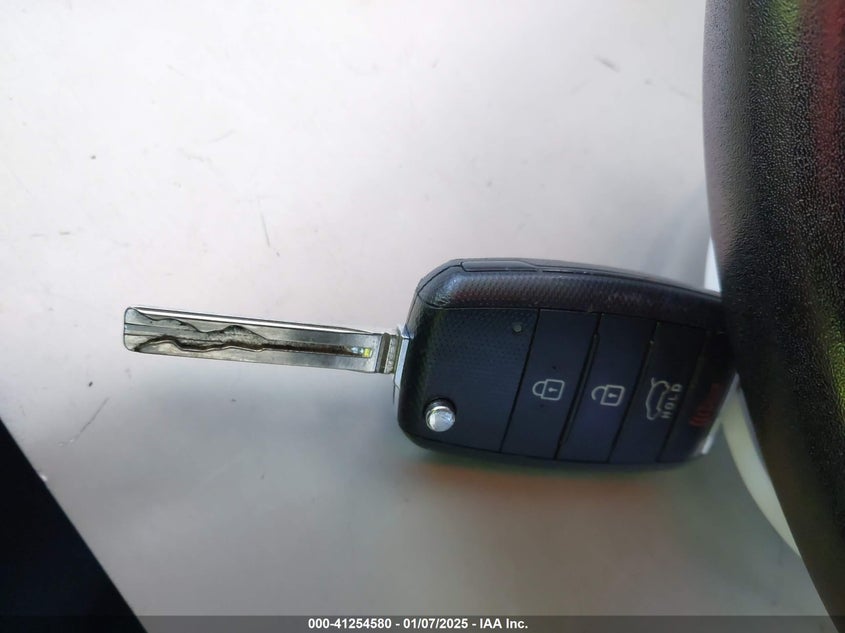 2015 KIA SOUL VIN: KNDJN2A25F7810516