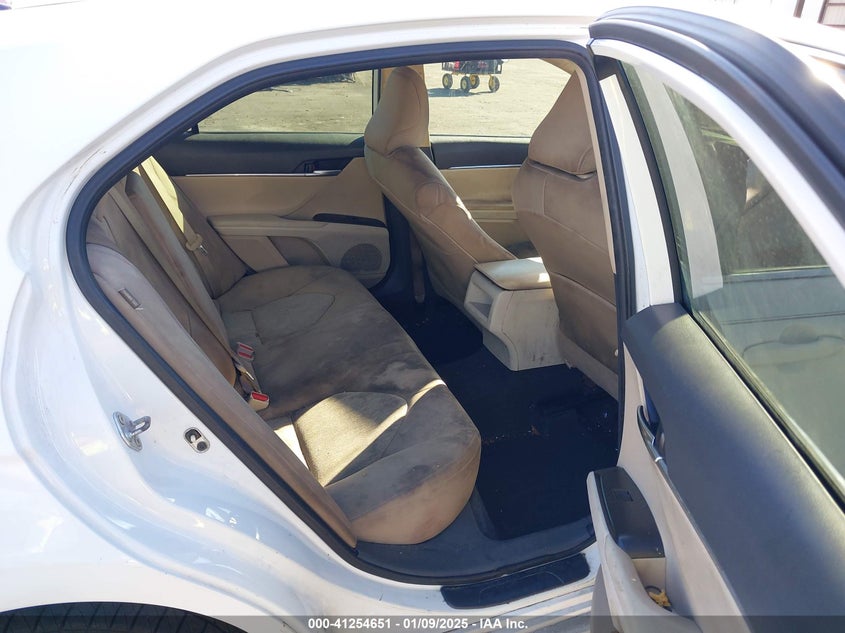 2021 TOYOTA CAMRY VIN: 4T1C11AK4MU590617