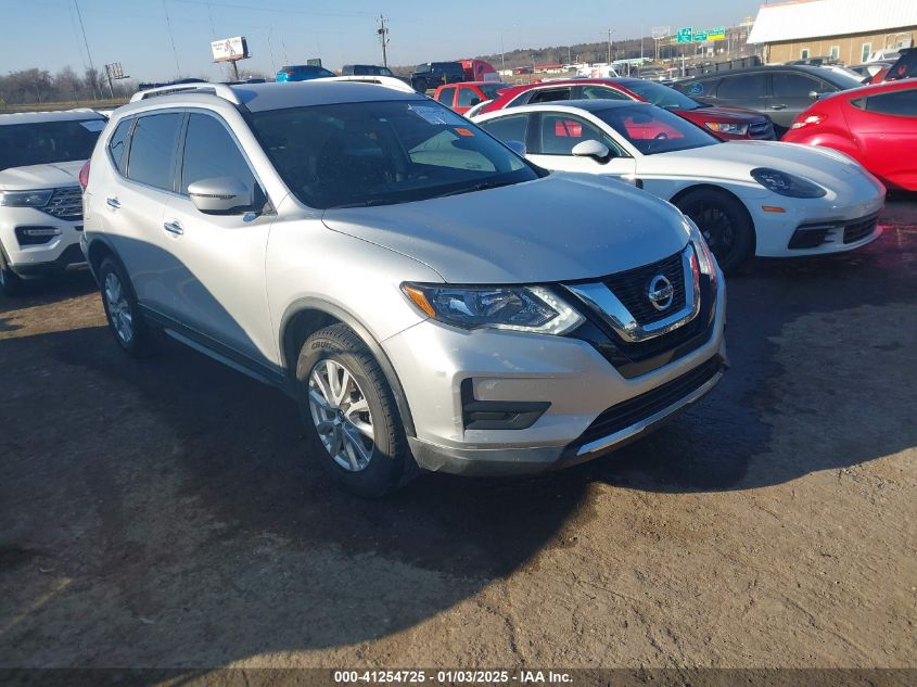 2017 Nissan Rogue, SV