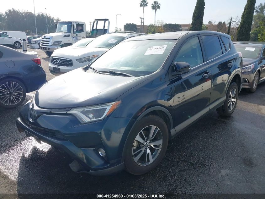 VIN JTMWFREV6JD124656 2018 Toyota RAV4, Xle no.2