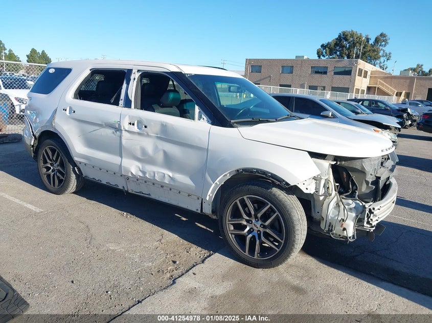 2016 Ford Explorer