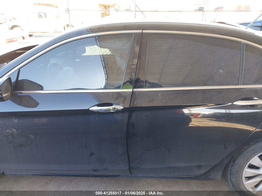 2013 HONDA ACCORD VIN: 1HGCR3F83DA038180