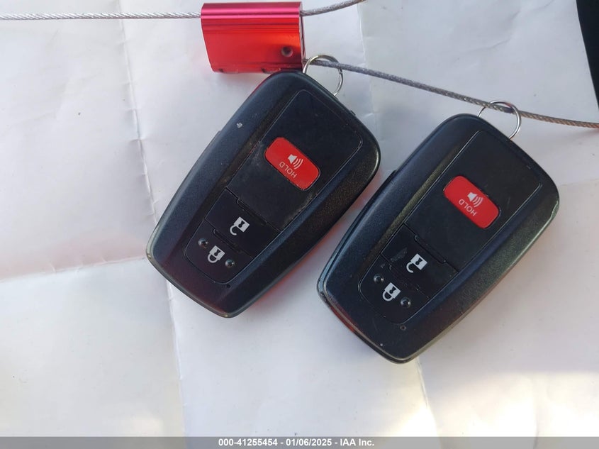 2016 TOYOTA PRIUS VIN: JTDKARFU8G3508441