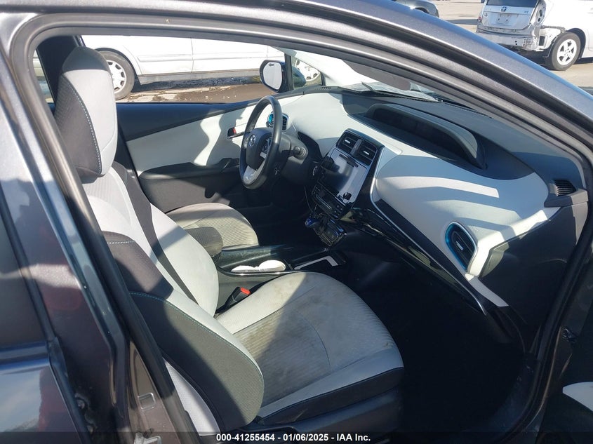 2016 TOYOTA PRIUS VIN: JTDKARFU8G3508441