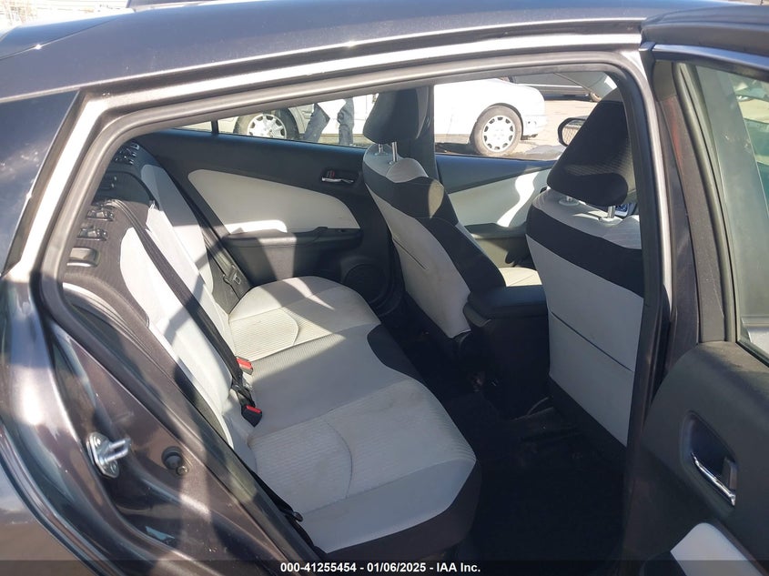 2016 TOYOTA PRIUS VIN: JTDKARFU8G3508441