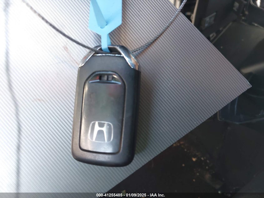 2017 HONDA CIVIC VIN: SHHFK7H7XHU229327