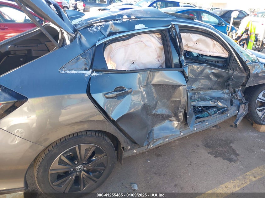 2017 HONDA CIVIC VIN: SHHFK7H7XHU229327
