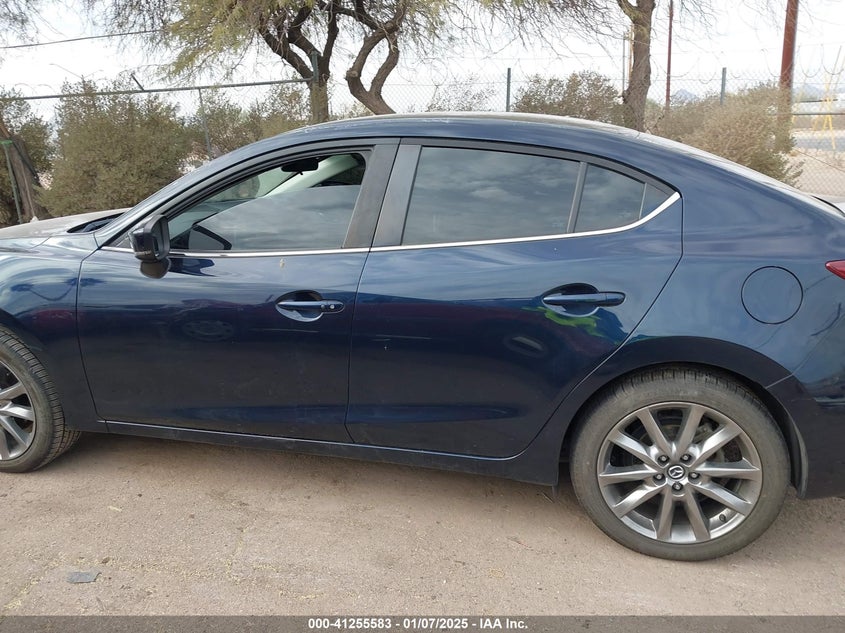 2018 MAZDA MAZDA3 TOURING - 3MZBN1V35JM167730