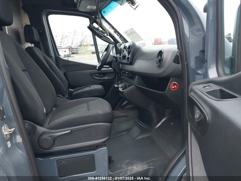 2019 MERCEDES-BENZ SPRINTER 2500 HIGH ROOF V6 - WD4PF1CDXKP125265