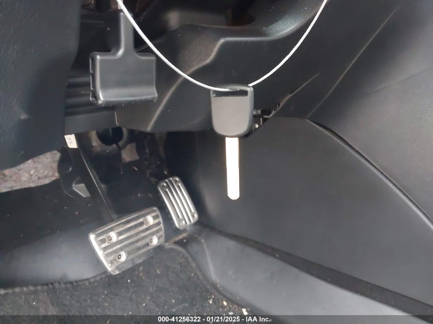 2016 HONDA ACCORD VIN: 1HGCR2F69GA194947