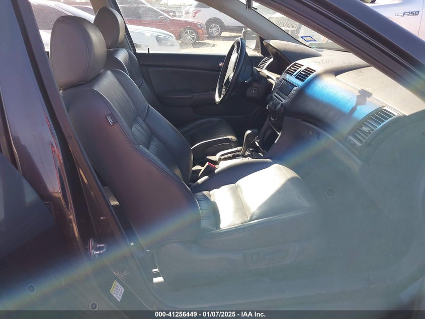 2006 HONDA ACCORD VIN: 1HGCM66556A028081