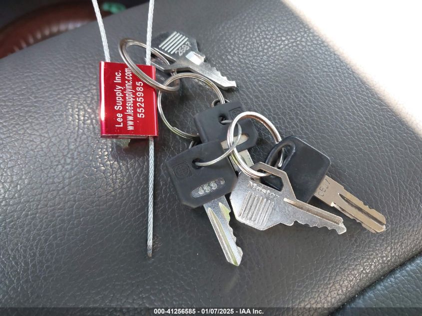 2017 Ram 3500 Chassis Tradesman/Slt VIN: 3C7WRSAJ8HG623637 Lot: 41256585