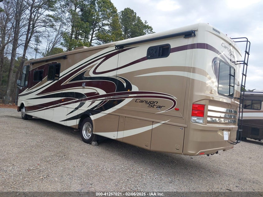 2013 FORD F53 N/A N/A