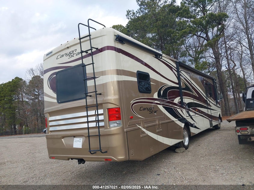 2013 FORD F53 N/A N/A