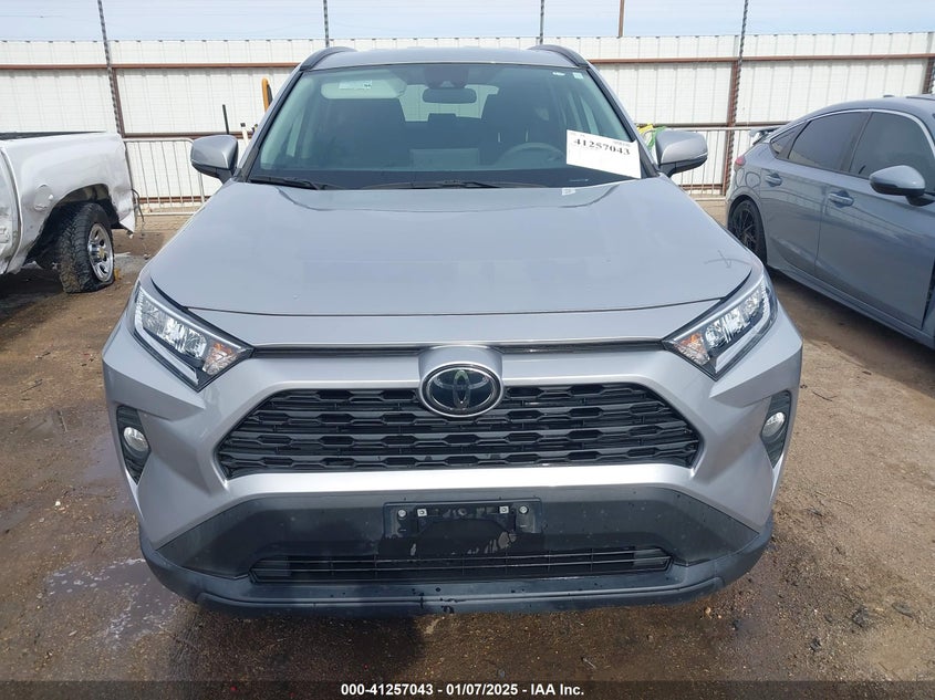 2021 TOYOTA RAV4 XLE - 2T3W1RFV0MC142110