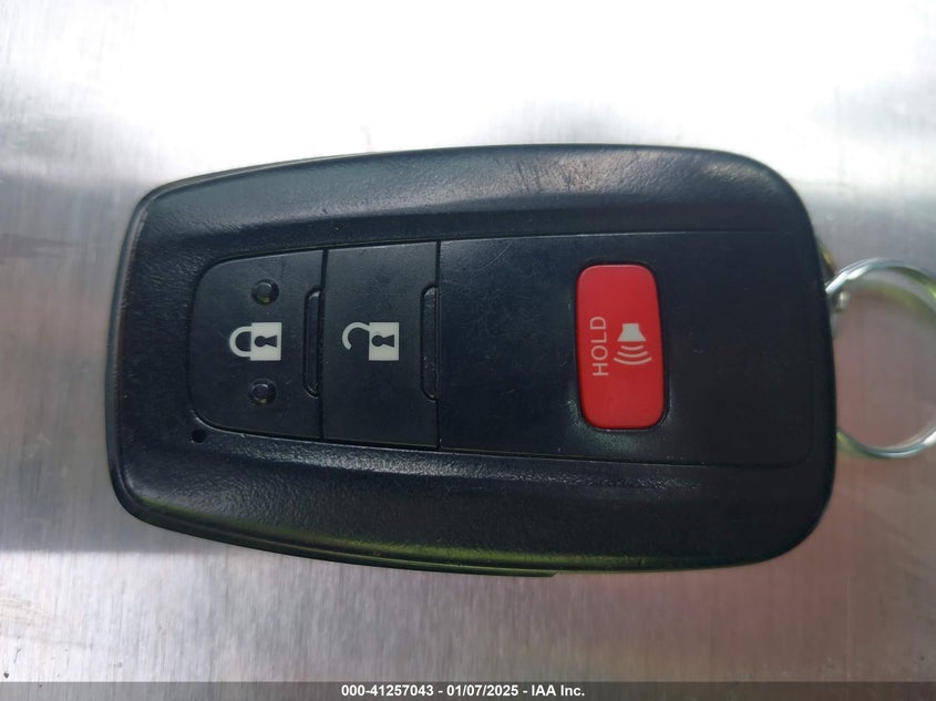 2021 TOYOTA RAV4 XLE - 2T3W1RFV0MC142110