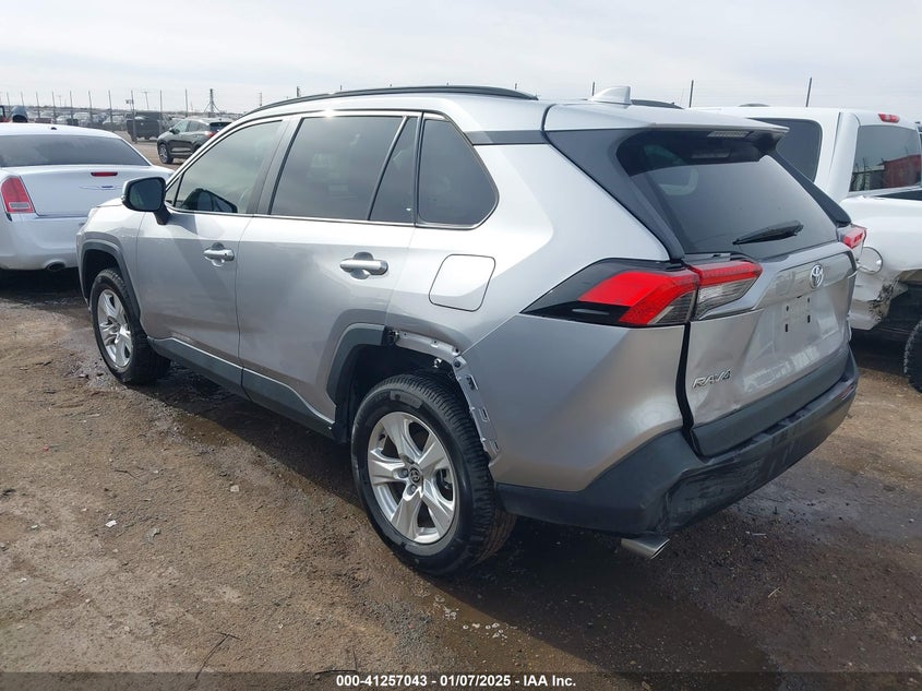 2021 TOYOTA RAV4 XLE - 2T3W1RFV0MC142110