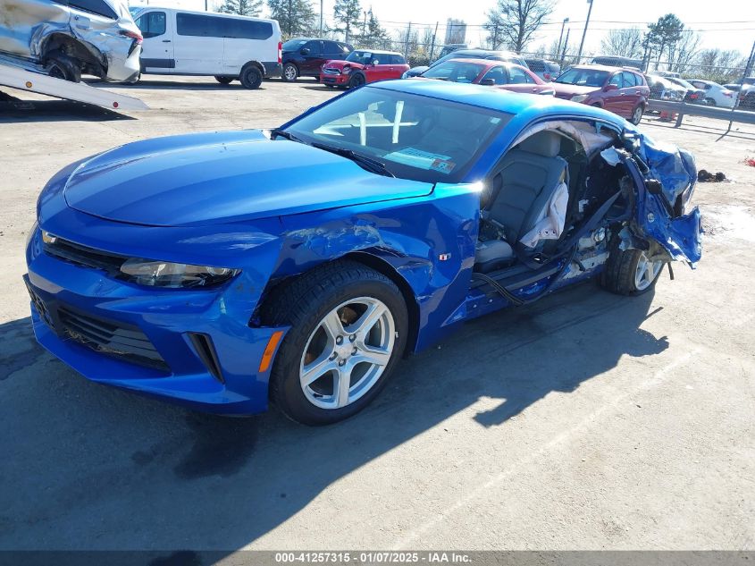 VIN 1G1FD1RX2H0146618 2017 Chevrolet Camaro, 2LT no.2