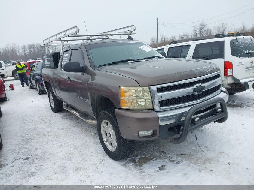 2007 CHEVROLET SILVERADO 1500 VIN: 1GCEK19047Z648326