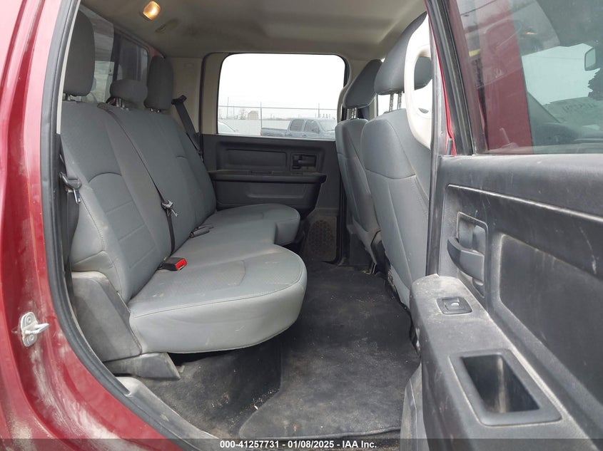 2014 RAM 1500 VIN: 3C6RR7KT9EG210636