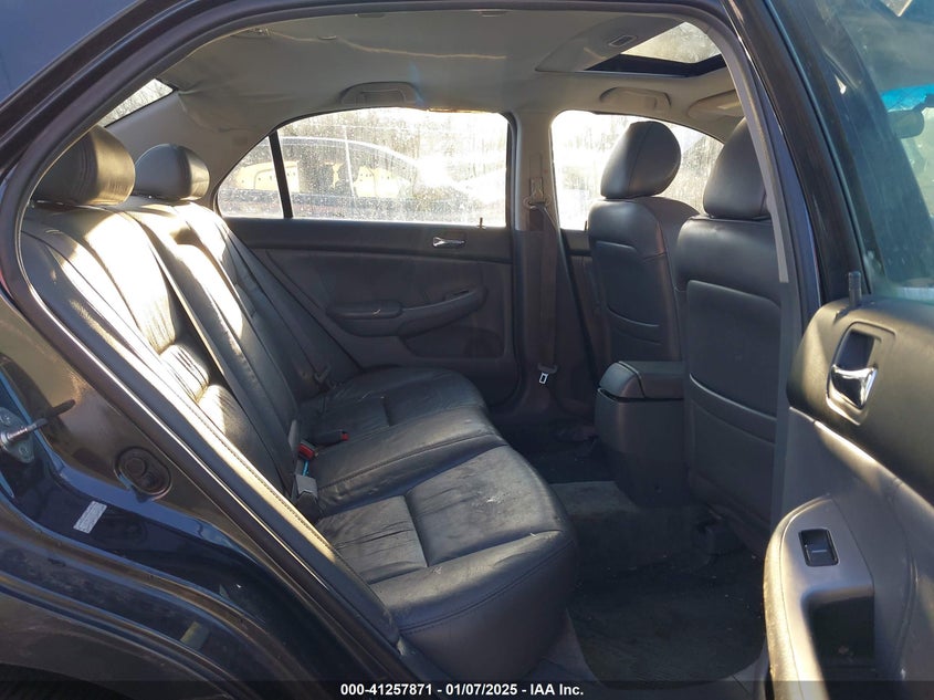 2007 HONDA ACCORD VIN: 1HGCM56857A162031