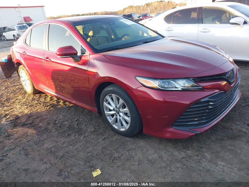 TOYOTA CAMRY LE 2018