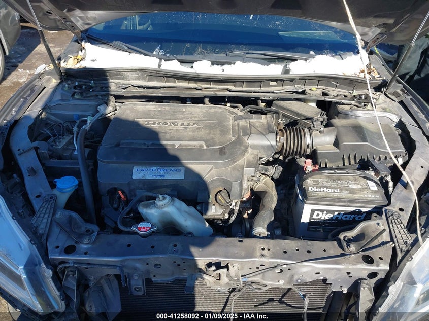 2016 HONDA ACCORD SEDAN VIN: 1HGCR3F9XGA018943