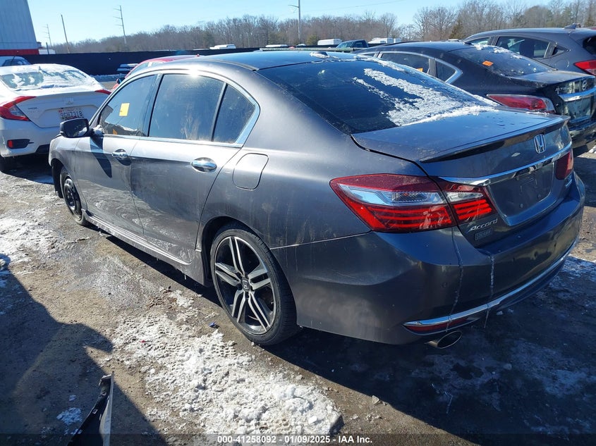 2016 HONDA ACCORD SEDAN VIN: 1HGCR3F9XGA018943