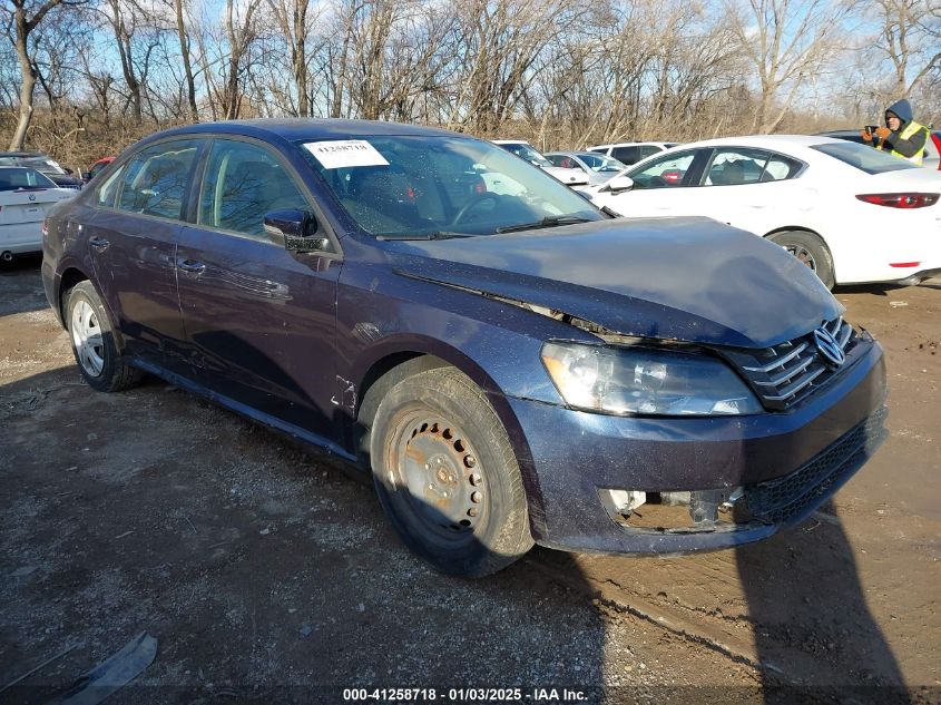 VIN 1VWAT7A35EC114799 2014 VOLKSWAGEN PASSAT no.1