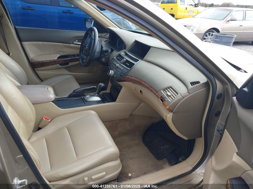 2008 HONDA ACCORD VIN: 1HGCP36868A005038