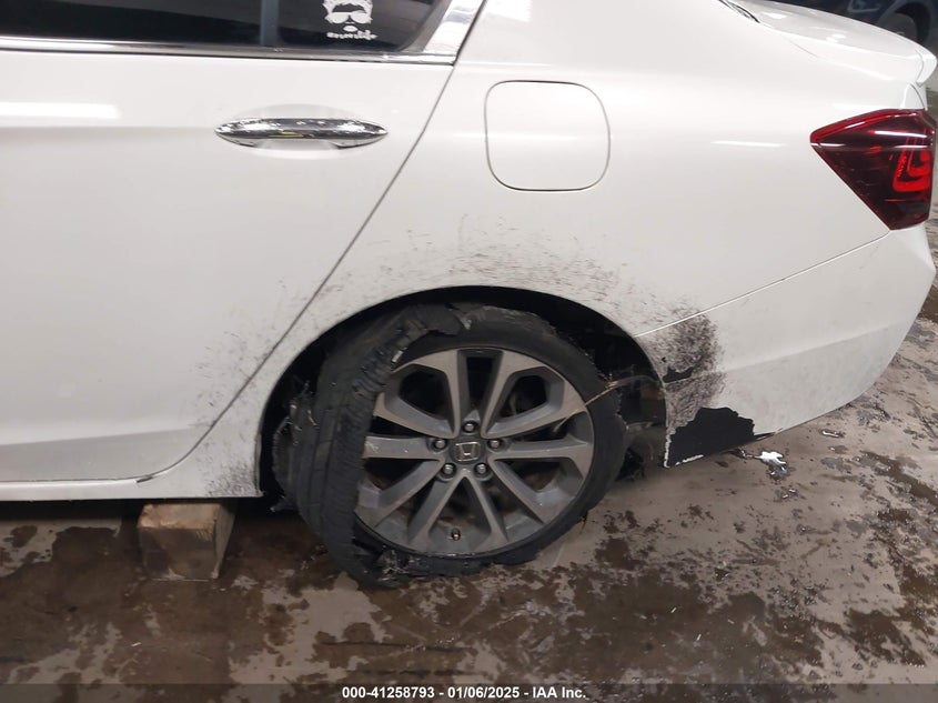 2014 HONDA ACCORD VIN: 1HGCR2F57EA089960