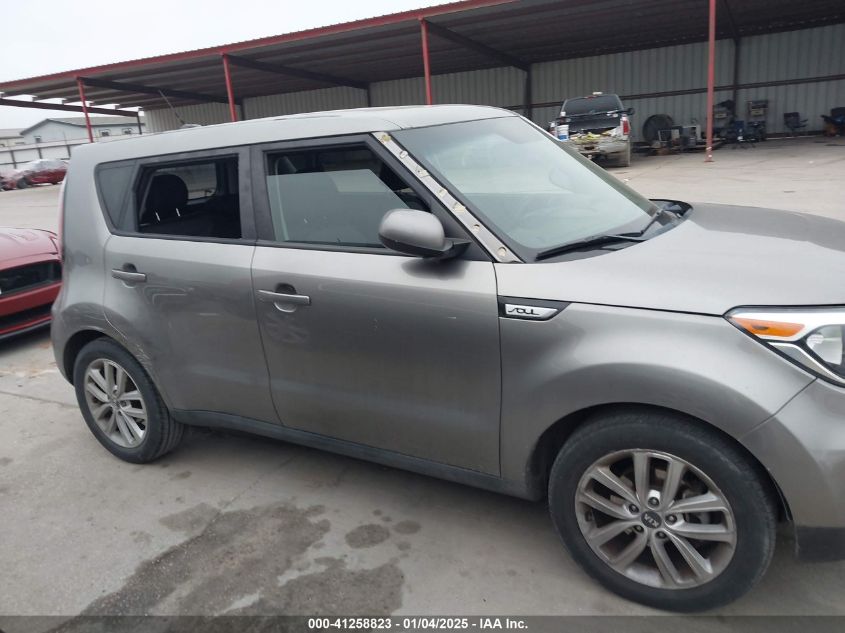 VIN KNDJP3A58J7601726 2018 KIA SOUL no.13