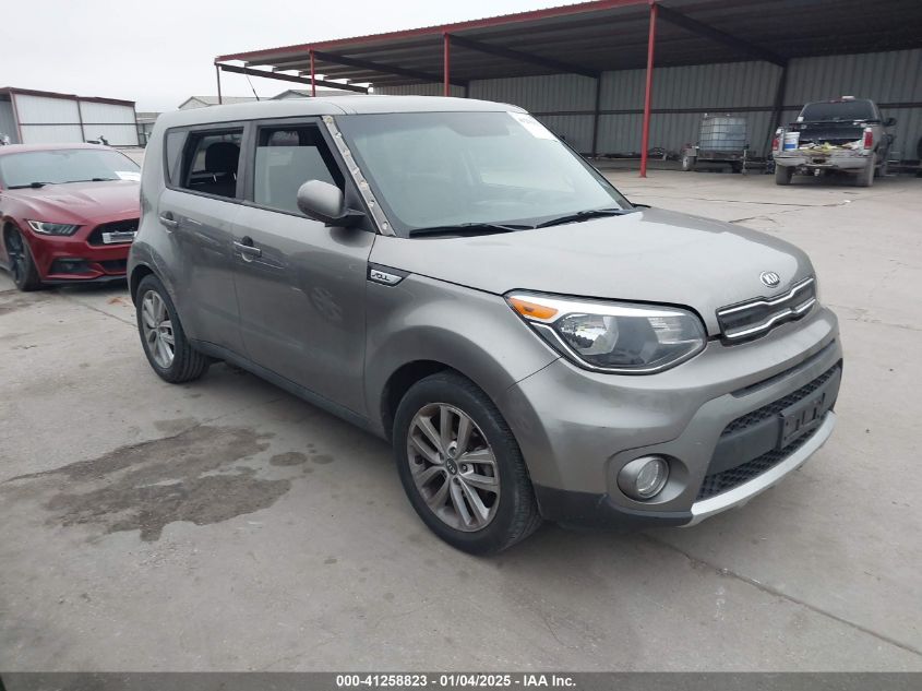 VIN KNDJP3A58J7601726 2018 KIA SOUL no.1