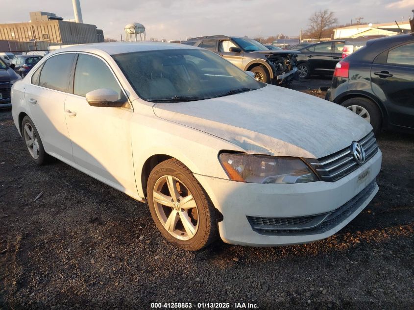 VIN 1VWBS7A31EC105928 2014 VOLKSWAGEN PASSAT no.1