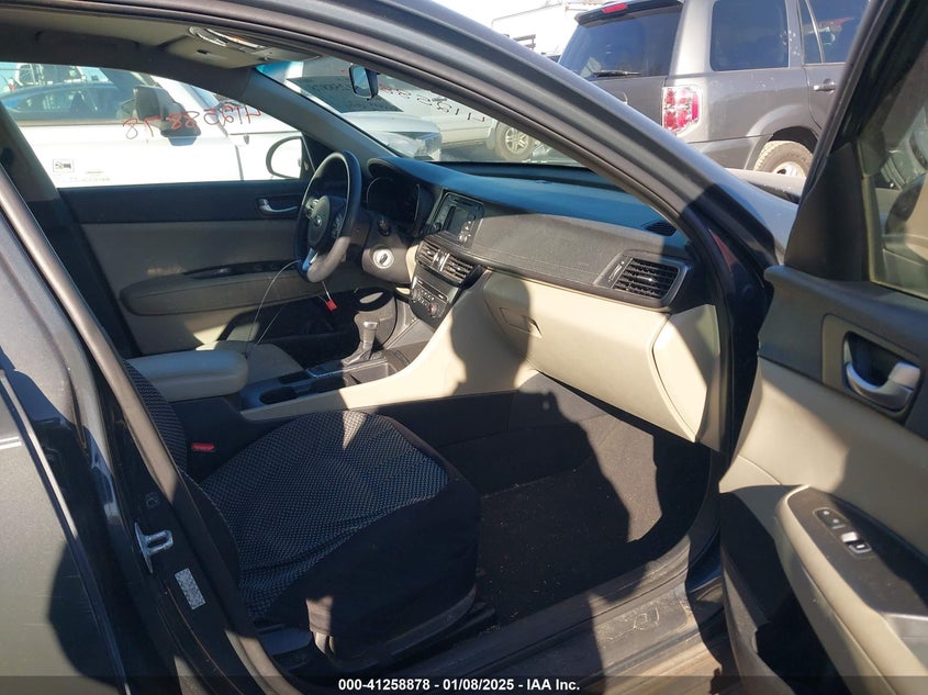 2016 KIA OPTIMA VIN: KNAGT4L39G5081450