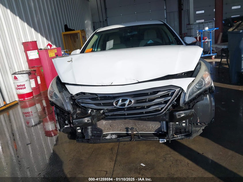 2015 HYUNDAI SONATA VIN: 5NPE34AF1FH045760