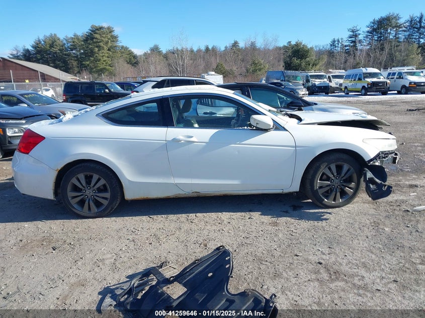 2012 HONDA ACCORD CPE VIN: 1HGCS1B80CA016957