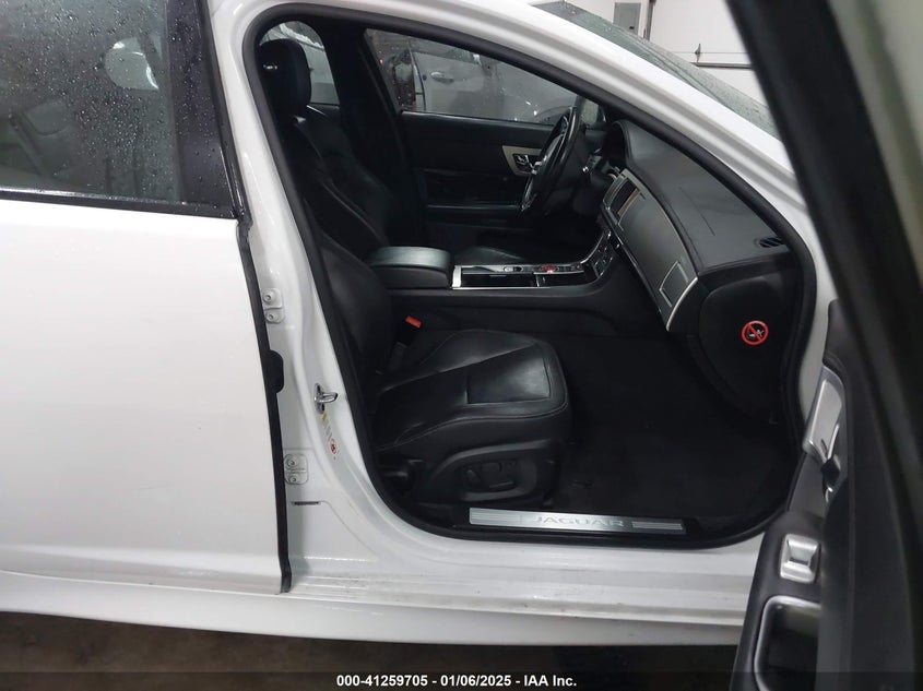 2015 JAGUAR XF 3.0 PORTFOLIO/3.0 SPORT - SAJWJ0FF5F8U48166