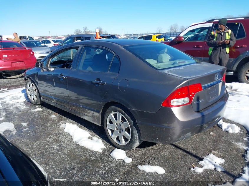 2010 HONDA CIVIC VIN: 2HGFA1F57AH586937